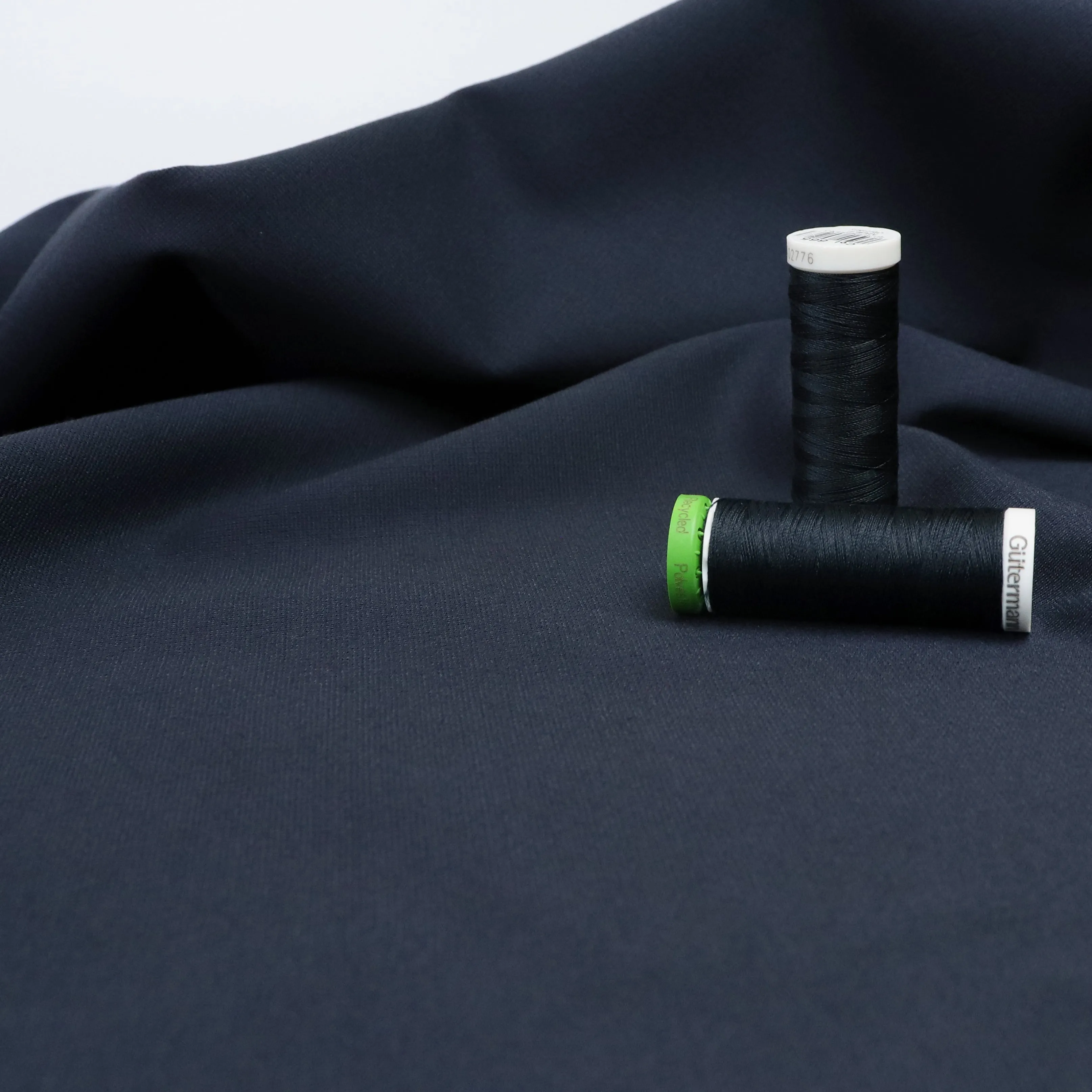 Viscose Ponte Di Roma - Navy - END OF BOLT 88cm